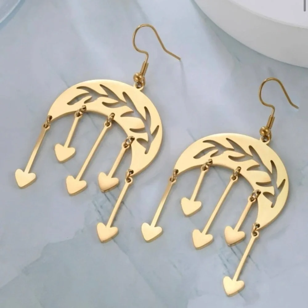 N/A crescent moon